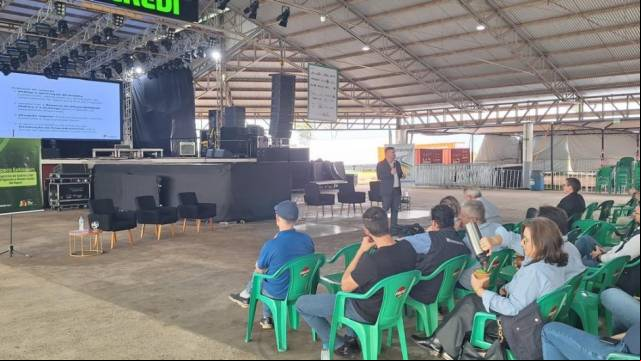 Seminário na Expofeira apresenta programa de irrigação do governo estadual